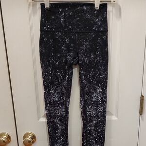 NWOT Women's Lululemons Size 4 Leggings